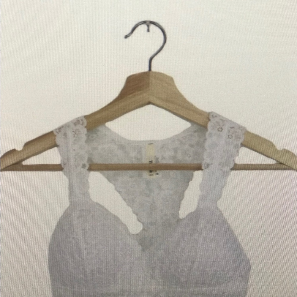 NWT Lace Brallette ♥️ - Picture 5 of 6